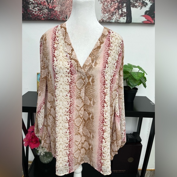 ENTRO Women’s Tunic Top Blouse Pink Snake Print Size L V Neck Balloon Sleeve - Picture 12 of 13